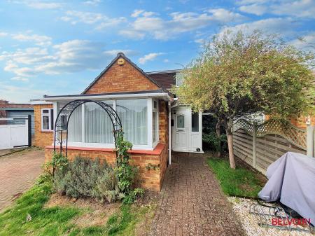 5 bedroom Semi-detached house for sale in Turkdean Road, Benhall, Cheltenham, GL51