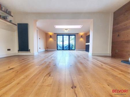 5 bedroom Semi-detached house for sale in Turkdean Road, Benhall, Cheltenham, GL51