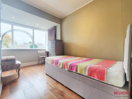 5 bedroom Semi-detached house for sale in Turkdean Road, Benhall, Cheltenham, GL51