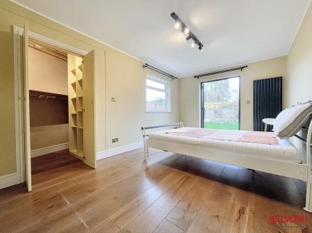 5 bedroom Semi-detached house for sale in Turkdean Road, Benhall, Cheltenham, GL51