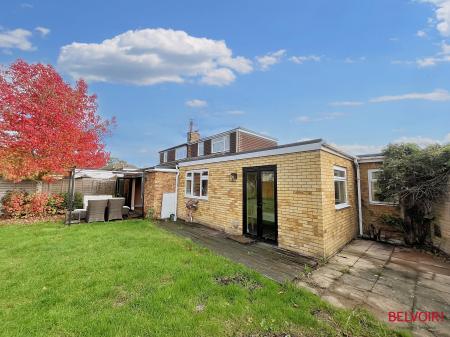 5 bedroom Semi-detached house for sale in Turkdean Road, Benhall, Cheltenham, GL51