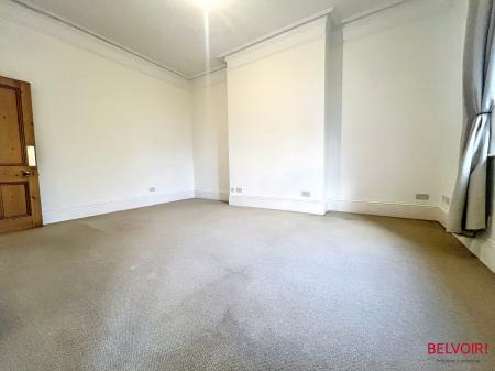 1 bedroom Apartment for sale in Wellington Square, Cheltenham, GL50
