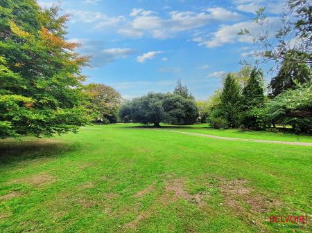 1 bedroom Apartment for sale in Wellington Square, Cheltenham, GL50