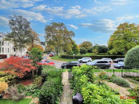 1 bedroom Apartment for sale in Wellington Square, Cheltenham, GL50