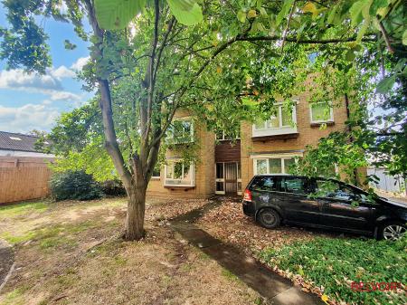 0 bedroom Studio flat for sale in Tom Price Close, Cheltenham, GL52