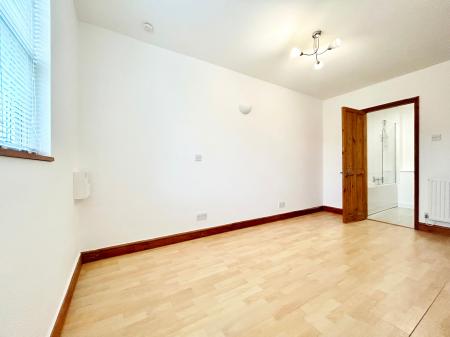 1 bedroom Apartment to let in Hales Road, Cheltenham, GL52