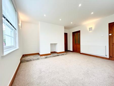 1 bedroom Apartment to let in Hales Road, Cheltenham, GL52