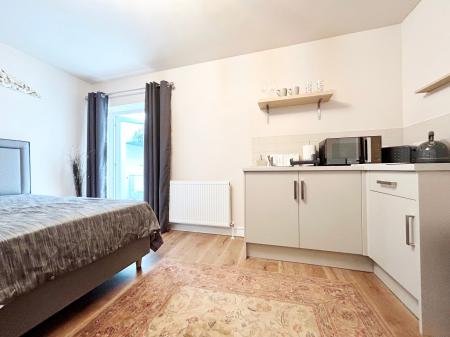 0 bedroom Studio flat to let in High Street, Cheltenham, GL50