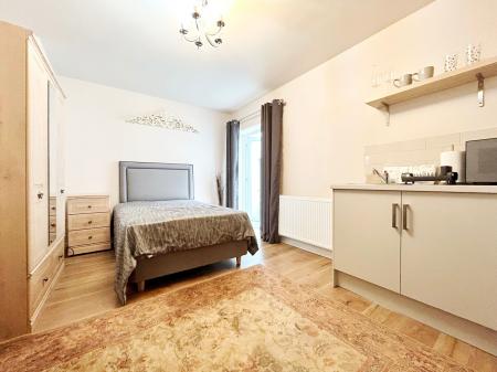 0 bedroom Studio flat to let in High Street, Cheltenham, GL50