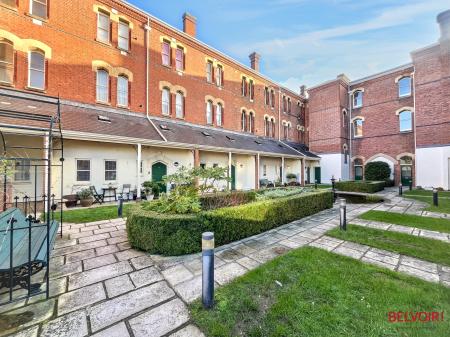 1 bedroom Apartment for sale in St Georges Place, Cheltenham, GL50