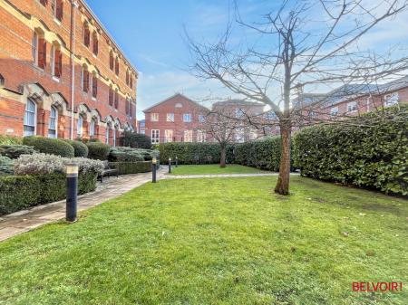 1 bedroom Apartment for sale in St Georges Place, Cheltenham, GL50