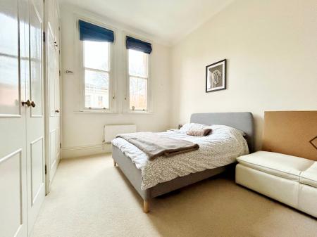 1 bedroom Apartment for sale in St Georges Place, Cheltenham, GL50