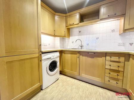 1 bedroom Apartment for sale in St Georges Place, Cheltenham, GL50