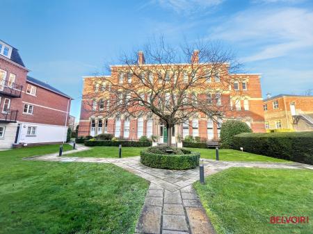 1 bedroom Apartment for sale in St Georges Place, Cheltenham, GL50