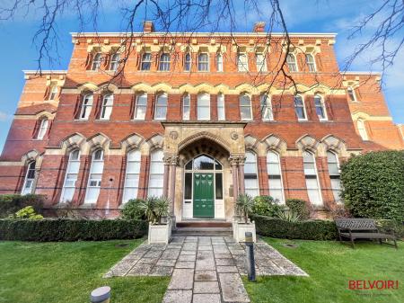 St Georges Place, Cheltenham, GL50