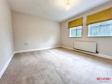 4 bedroom Detached house to let in Grace Gardens, Cheltenham, GL51