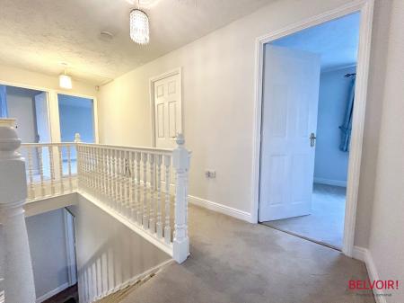 4 bedroom Detached house to let in Grace Gardens, Cheltenham, GL51