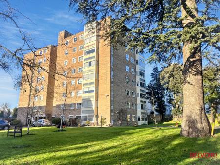 3 bedroom Apartment for sale in Evesham Road, Pittville, Cheltenham, GL52