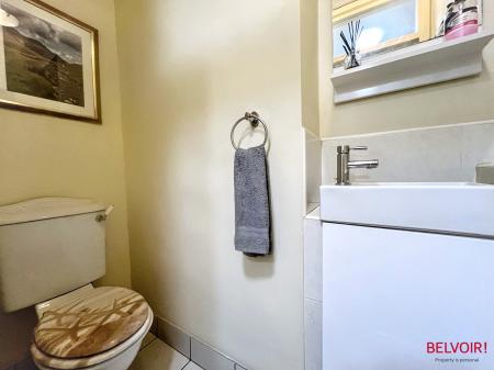 3 bedroom Apartment for sale in Evesham Road, Pittville, Cheltenham, GL52