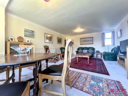 3 bedroom Apartment for sale in Evesham Road, Pittville, Cheltenham, GL52