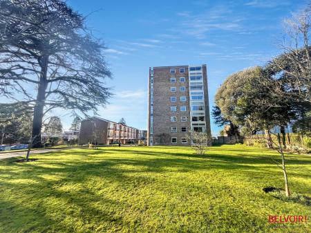 3 bedroom Apartment for sale in Evesham Road, Pittville, Cheltenham, GL52