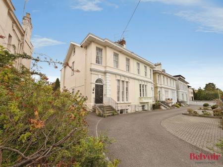 1 bedroom Apartment for sale in Malvern Place, Lansdown, Cheltenham, GL50