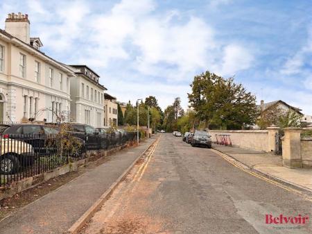 1 bedroom Apartment for sale in Malvern Place, Lansdown, Cheltenham, GL50