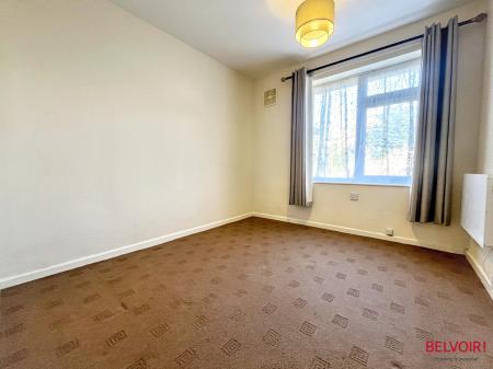 2 bedroom Semi-detached bungalow for sale in Selkirk Gardens, Cheltenham, GL52
