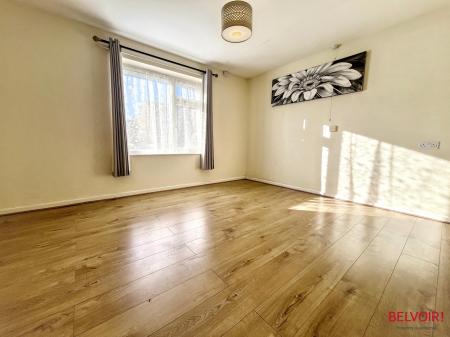 2 bedroom Semi-detached bungalow for sale in Selkirk Gardens, Cheltenham, GL52