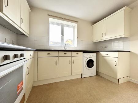 1 bedroom Apartment to let in Cassin Drive, Cheltenham, GL51