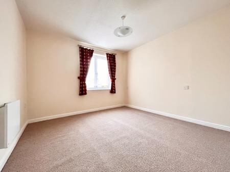 1 bedroom Apartment to let in Cassin Drive, Cheltenham, GL51