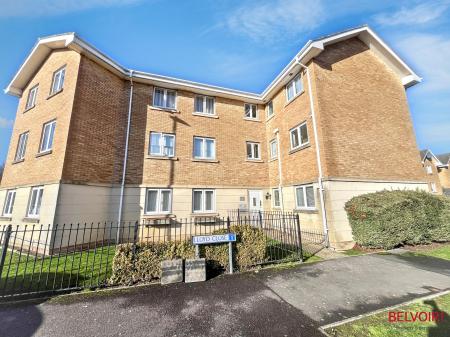 2 bedroom Apartment for sale in Lloyd Close, Cheltenham, GL51