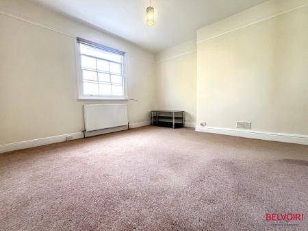 1 bedroom Apartment for sale in St Georges Road, Cheltenham, GL50