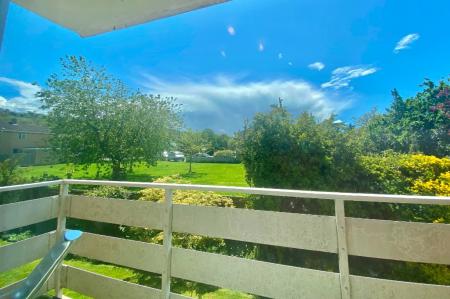 2 bedroom Apartment to let in Finchcroft Court, Cheltenham, GL52