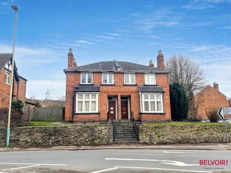 3 bedroom Semi-detached house for sale in Deep Street , Prestbury, Cheltenham, GL52