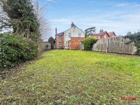 3 bedroom Semi-detached house for sale in Deep Street , Prestbury, Cheltenham, GL52