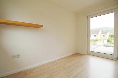 4 bedroom Semi-detached house to let in Muscroft Road, Prestbury, Cheltenham, GL52