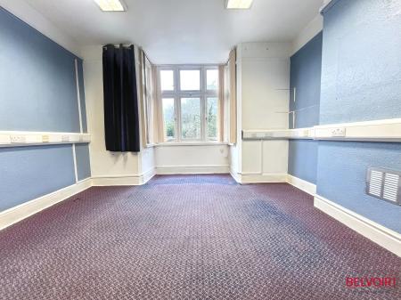 3 bedroom Semi-detached house for sale in Deep Street , Prestbury, Cheltenham, GL52