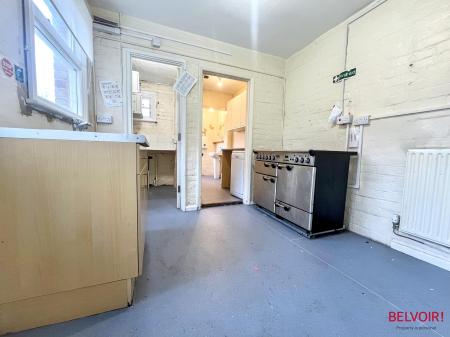 3 bedroom Semi-detached house for sale in Deep Street , Prestbury, Cheltenham, GL52