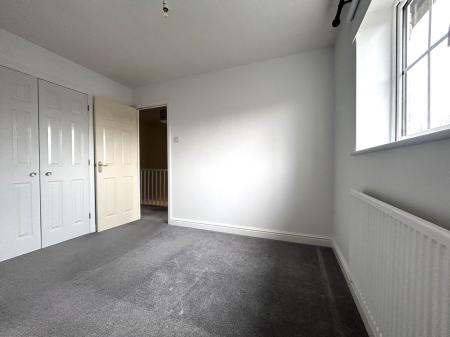 3 bedroom Detached house to let in Honeysuckle Way, Bishops Cleeve, GL52