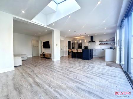 3 bedroom Semi-detached house to let in Hatherley Road, Hatherley, Cheltenham, GL51