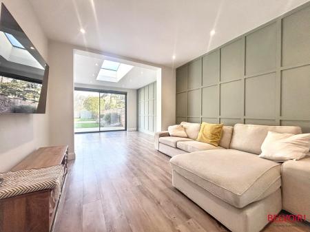 3 bedroom Semi-detached house to let in Hatherley Road, Hatherley, Cheltenham, GL51