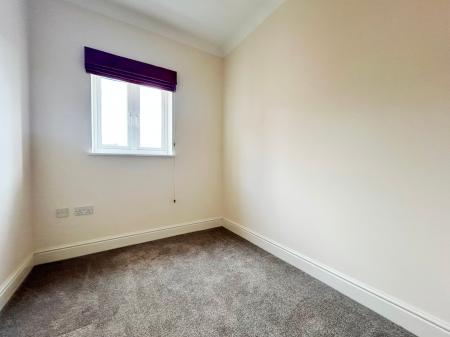 2 bedroom Apartment to let in Brookbank Close, Cheltenham, GL50