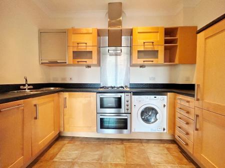 2 bedroom Apartment to let in Brookbank Close, Cheltenham, GL50