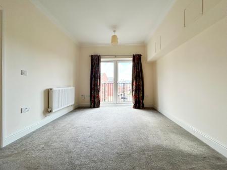 2 bedroom Apartment to let in Brookbank Close, Cheltenham, GL50