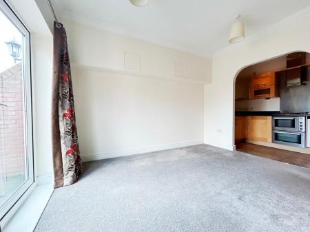 2 bedroom Apartment to let in Brookbank Close, Cheltenham, GL50
