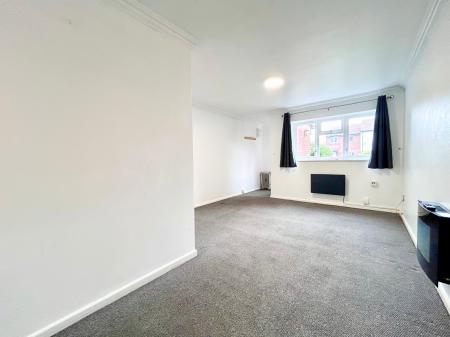 1 bedroom Ground floor maisonette to let in River Leys, Cheltenham, GL51
