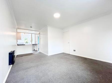 1 bedroom Ground floor maisonette to let in River Leys, Cheltenham, GL51