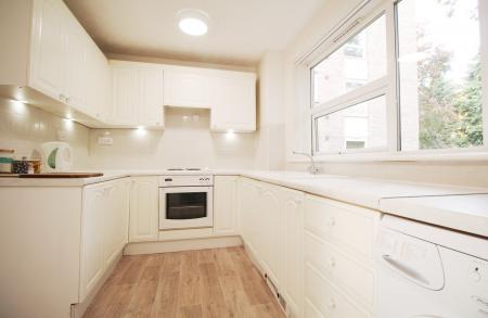 1 bedroom Flat to let in Moorend Park Road, Cheltenham, GL50