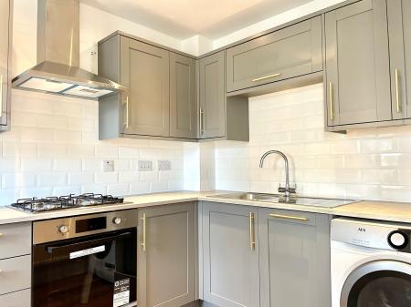 4 bedroom Terraced House to let in Pillowell Close, Cheltenham, GL52